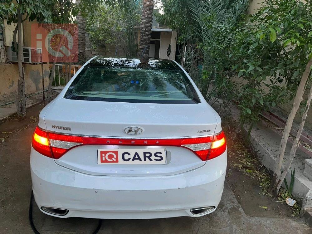 هیۆندای ازێرا